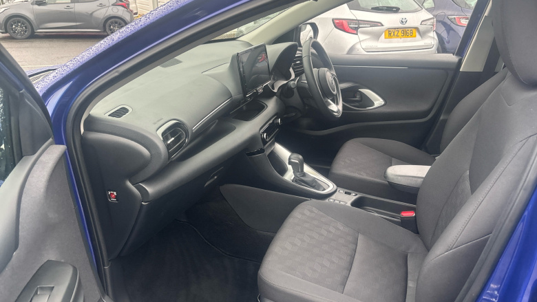 Toyota Yaris 1.5 Hybrid Icon 5dr CVT Hybrid Hatchback